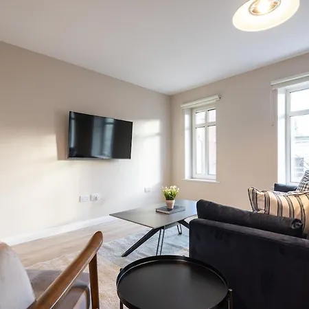 Apartment 2nd Floor Stylish 2-bed Drogheda